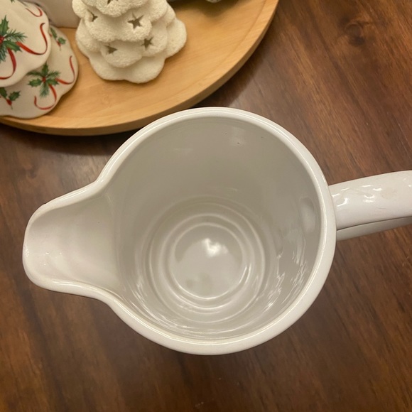 Hot cocoa pitcher decorative piece - Picture 3 of 3